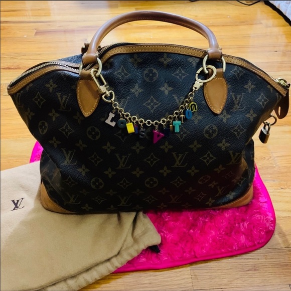 Louis Vuitton Handbags - 🌟SALE🌟 Louis Vuitton Horizntal Lockit Bag